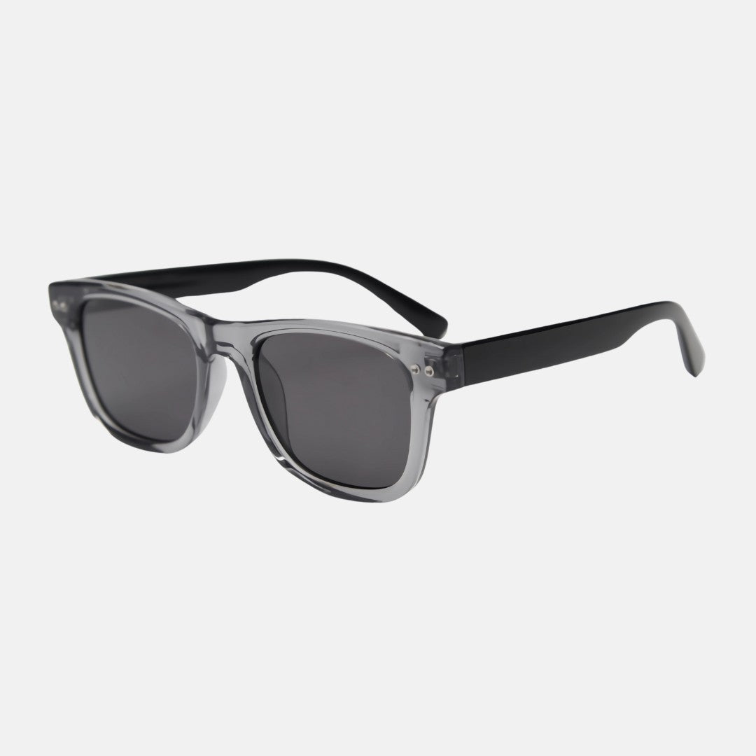 oculos leon sol cinza perfil