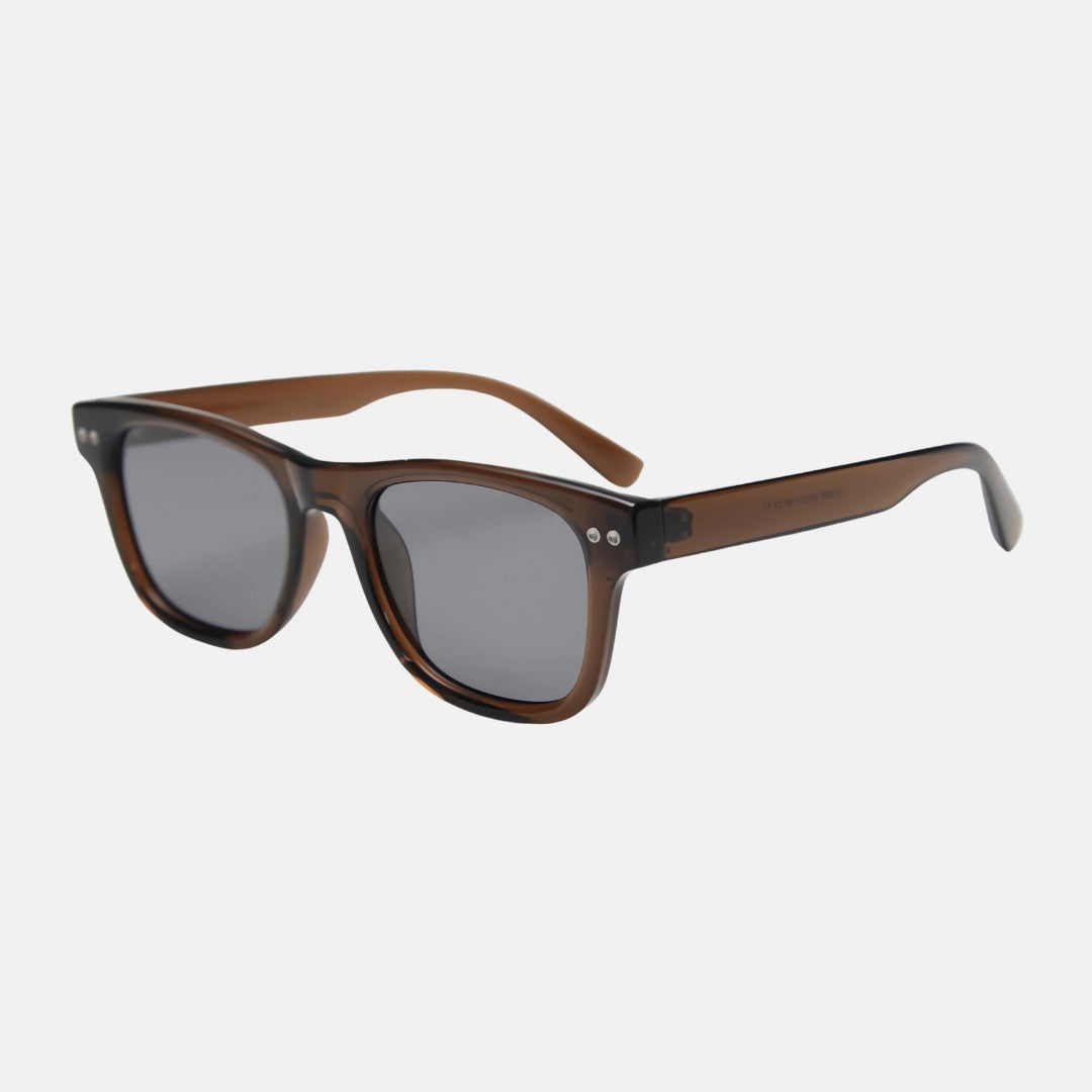 oculos leon sol marrom perfil